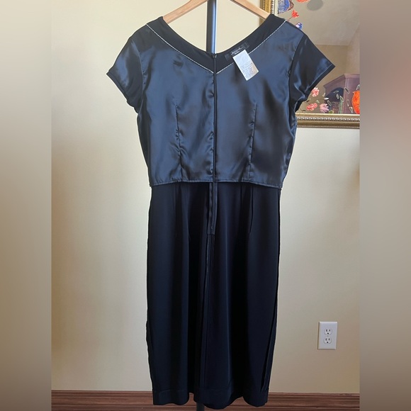 Weekend MaxMara Dress with Cap Sleeves Black Size 12 - Picture 14 of 15